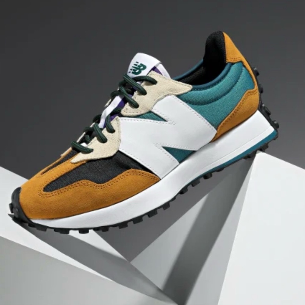 New Balance 327 Workwear Moonstone Retro Runner Sneakers - Picture 10 of 10